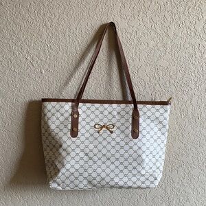 Vegan cream and brown tote bag